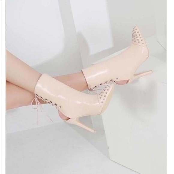 Shoes - Picture 2 of 2